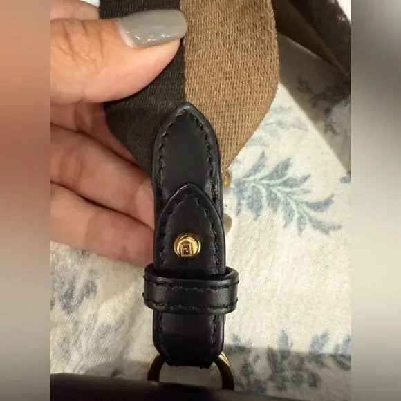 FENDI
Vitello King Mini Flat Baguette Black - Picture 13 of 14